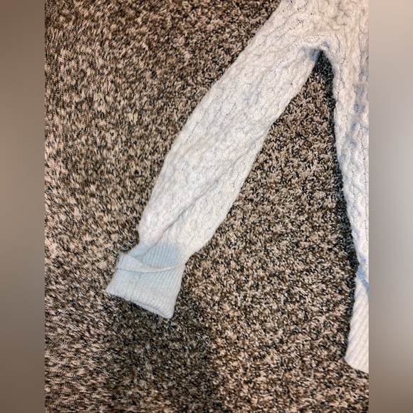 Oatmeal Color Cardigan - Picture 4 of 5